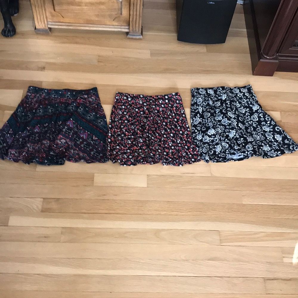 LA Hearts small skirt lot